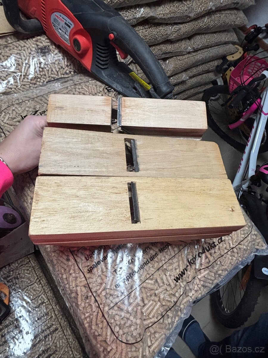 Staré ruční hoblíky na dřevo - 3