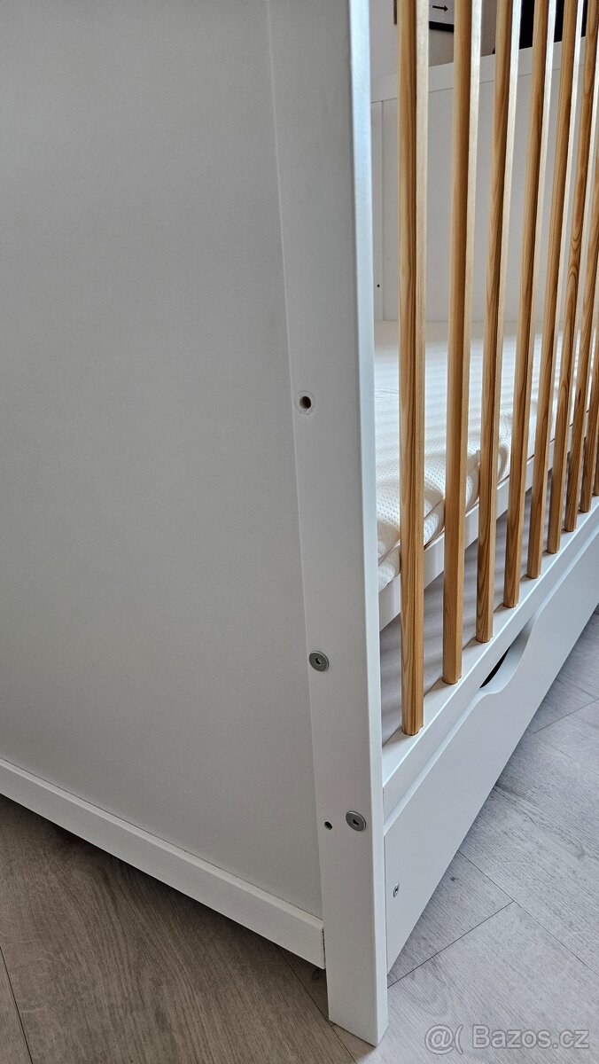 Dětská postýlka s úložným prostorem - 3