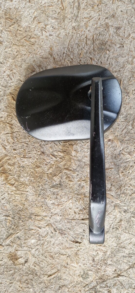 Zrcátko Moto Guzzi - 3