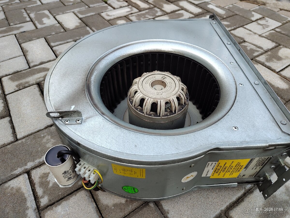 Radiální ventilátor průmyslový 230V - 3