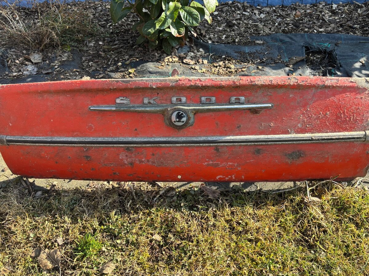 Prodám PRAGA Škoda - 3