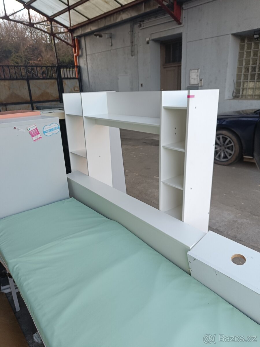 mix nábytku a židlí kartotéka - 3