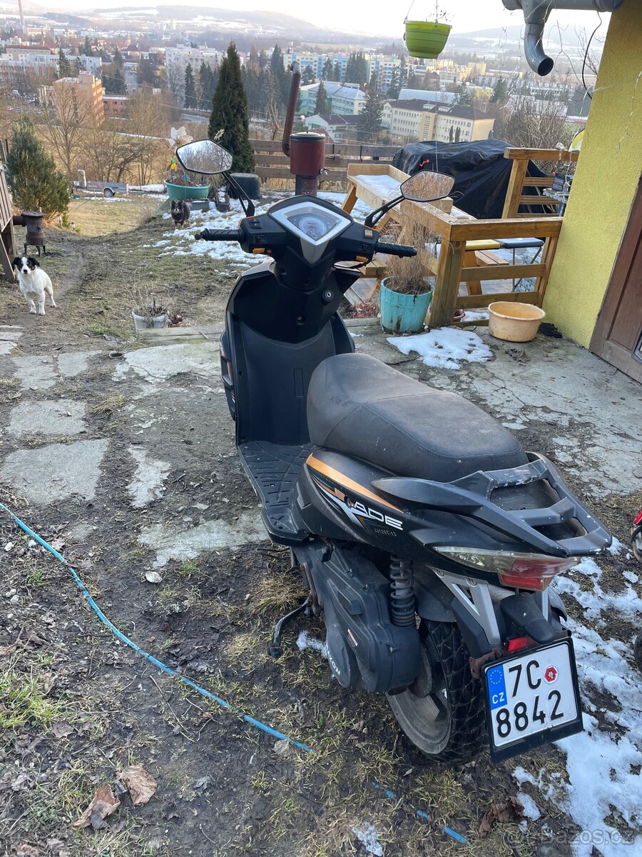 Skútr Maxon Blade 125 - 3