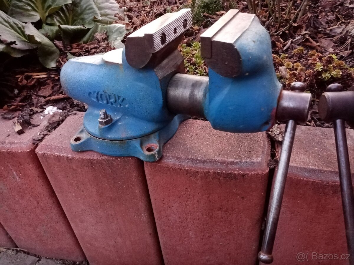 Svěrák York 100A - 3