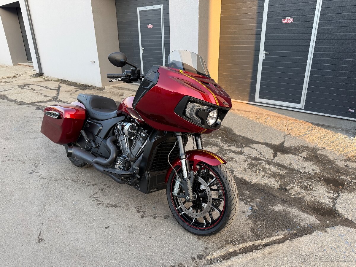 INDIAN CHALLENGER DARK HORSE CUSTOM - 3