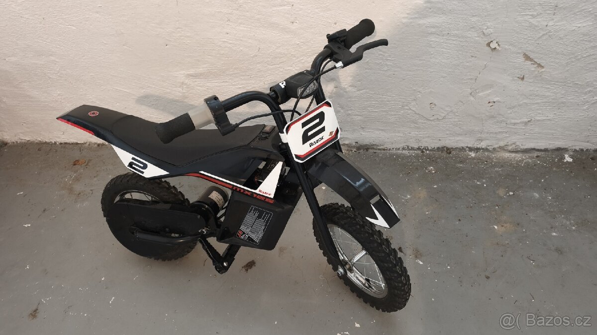 Elektrická motorka Razor MX125 DiRT Rocket - 3