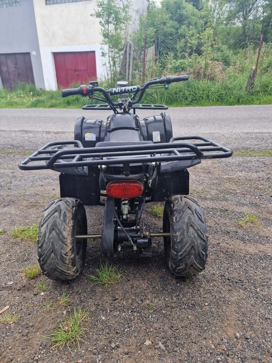 Dětská elektro-čtyrkolka