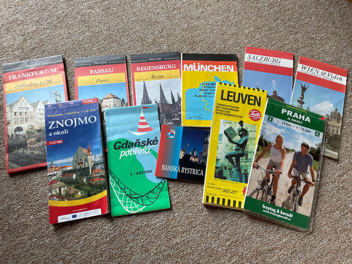 Starší turistické mapy ČR i Evropy - 3