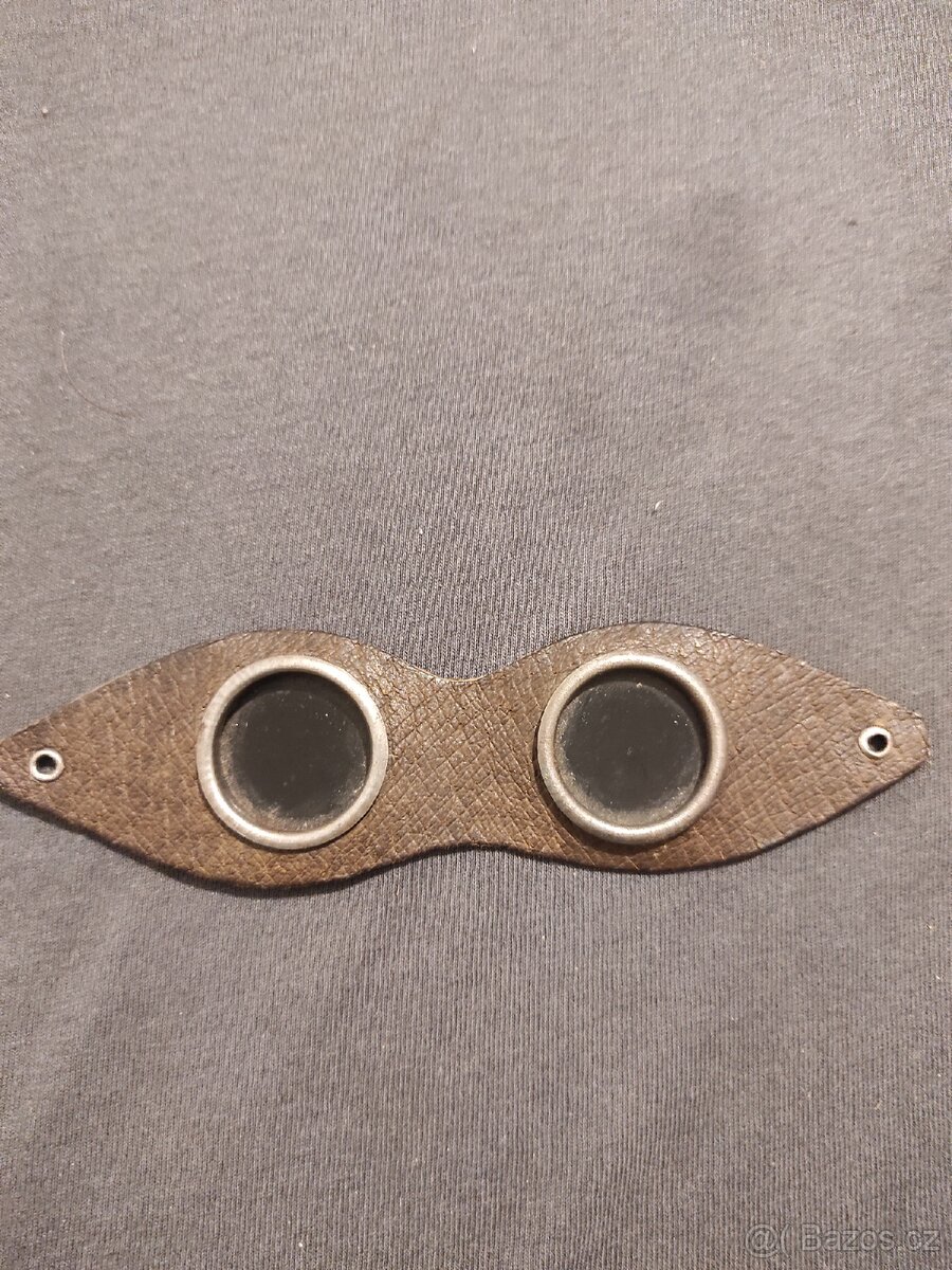 Staré obranné brýle - 3