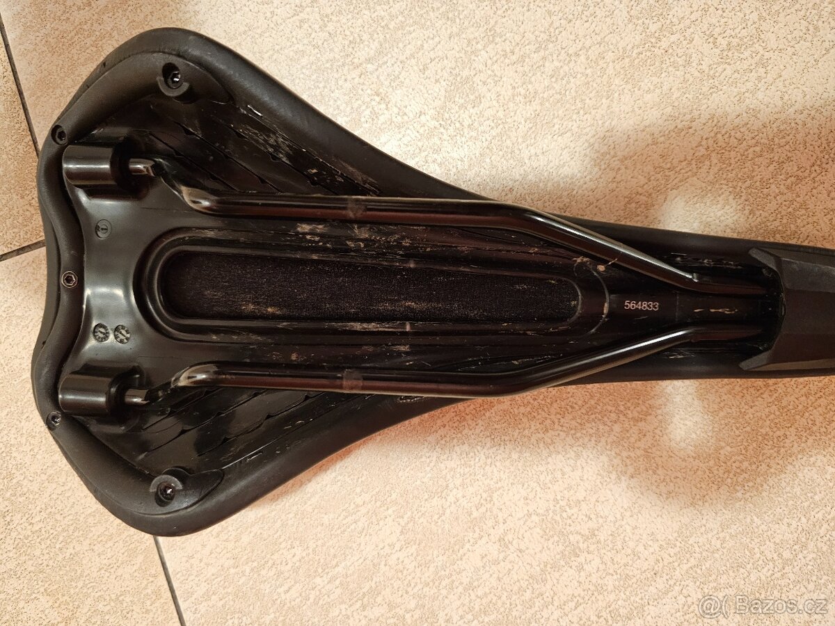 Bontrager Arvada, ocelové ližiny, šířka 138 mm - 3