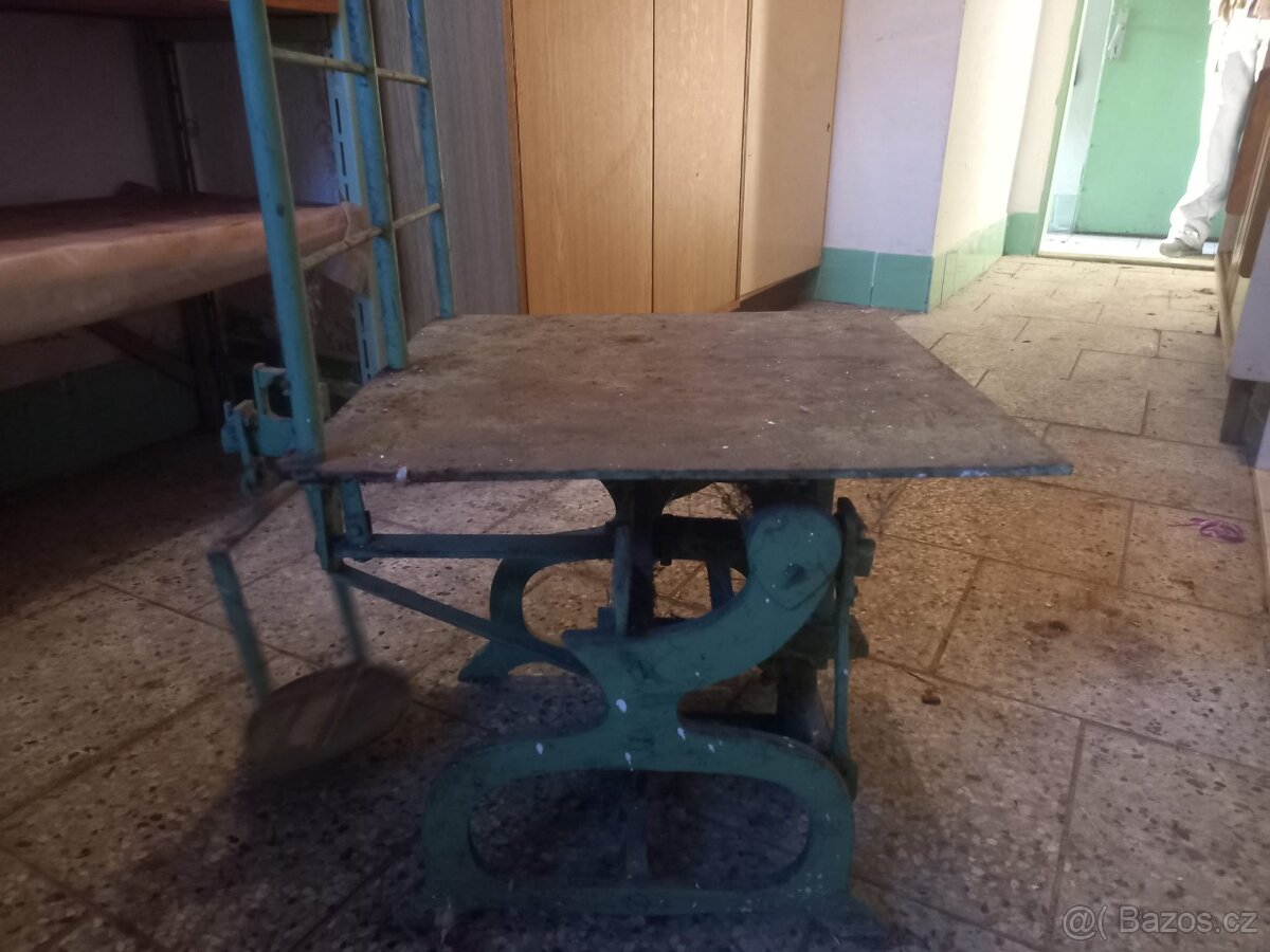 Stará historická kupecká vaha - 3