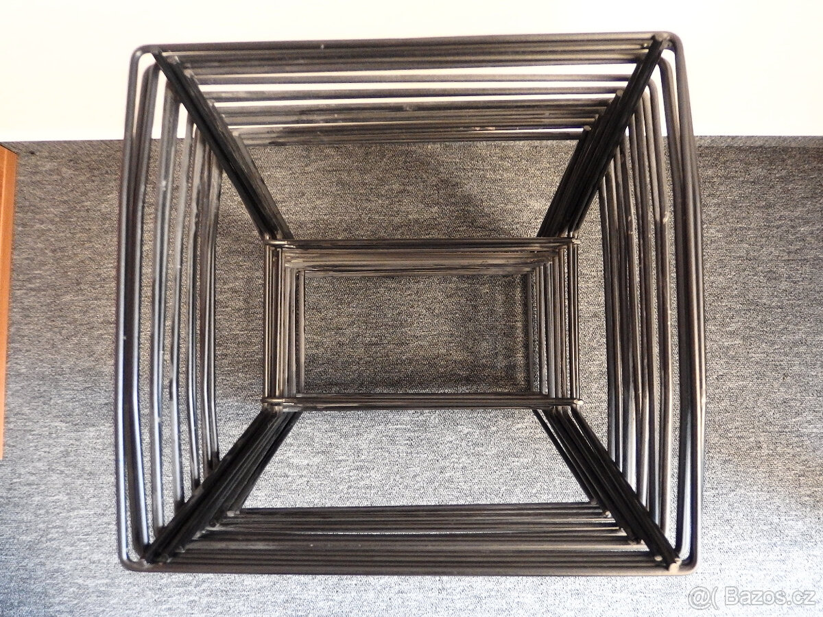 Drátěný koš na závěsné desky - černý (kapacita na 25 desek) - 3