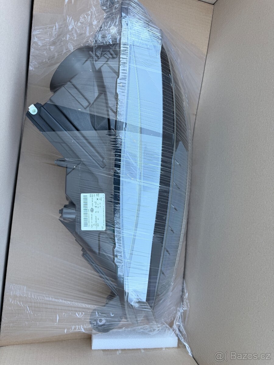 Světlomet HELLA 1ZS 011 939-411 - Škoda Superb 3 - 3