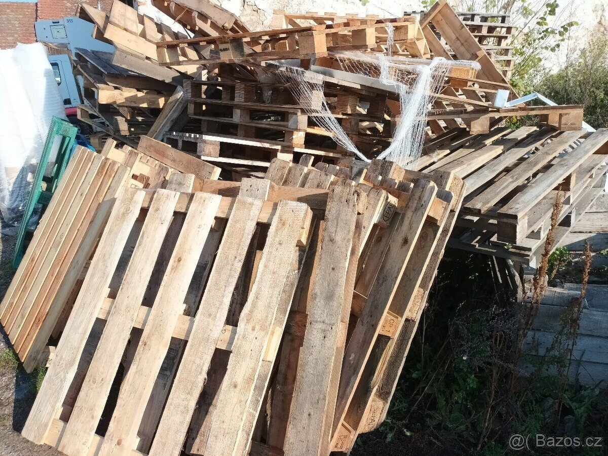 PALETY SCHÁNÍM ZA ODVOZ - 3