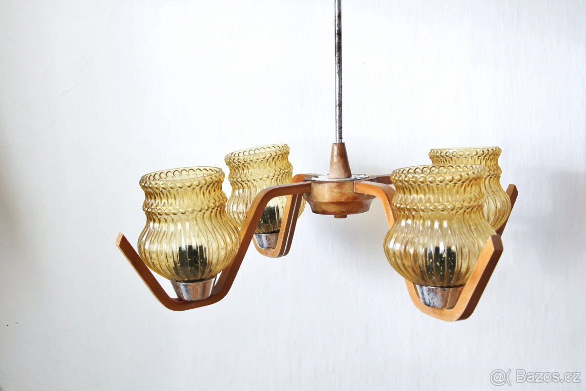 Čtyřramenný vintage lustr s dřevěnými rameny - 3