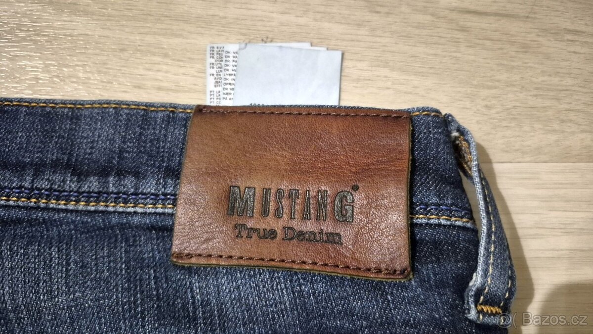 Mustang Oregon Straight 35(š)/30(d) pánské džíny tmavé - 3