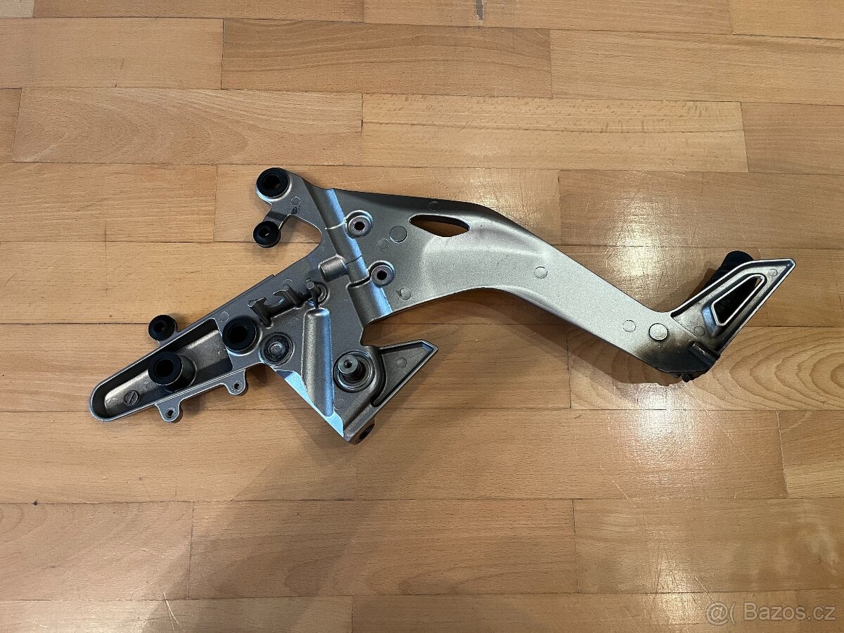 KAWASAKI ER6N PRAVÁ STUPAČKA - 3