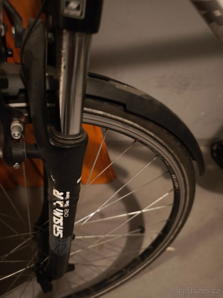 Prodam trekové kolo vel. 21 - 3