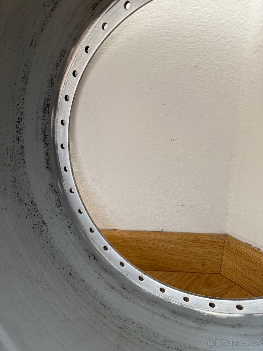 OZ Futura r16 barely - 3