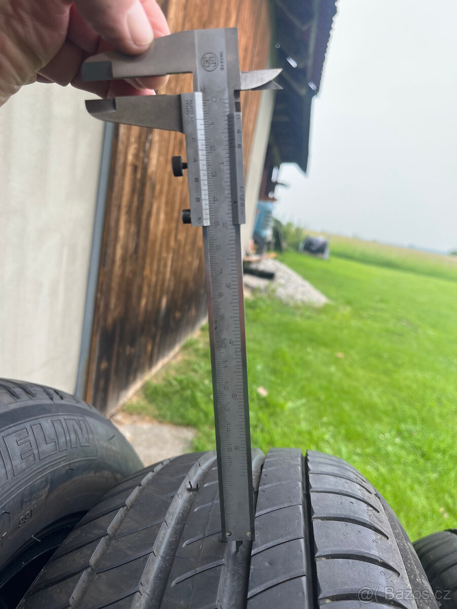 MICHELIN PRIMACI 215/65/17 - 3