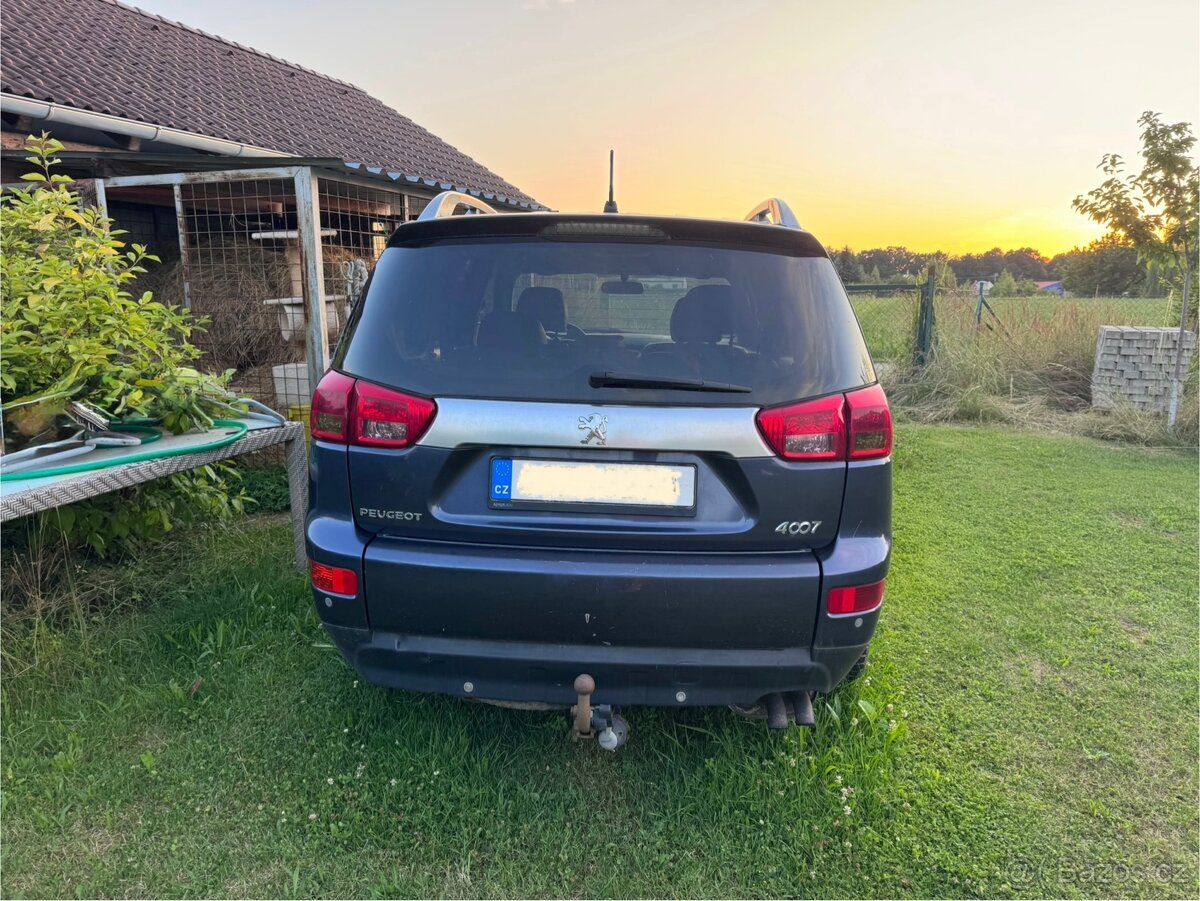 Peugeot 4007 2,2HDI, rv 2009 - 3