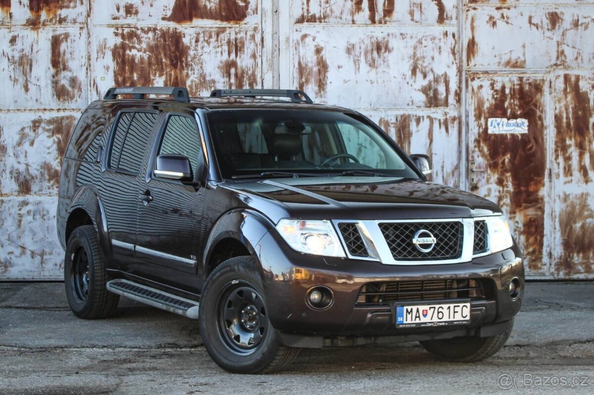 Nissan Pathfinder 3.0 V6 A/T 7MIEST - 3