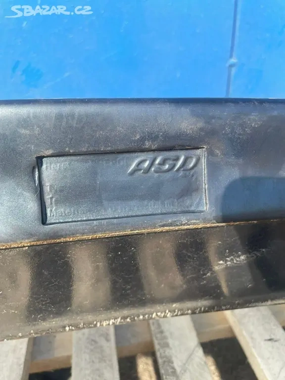 Křídlo VW Golf MK4 ASD - 3