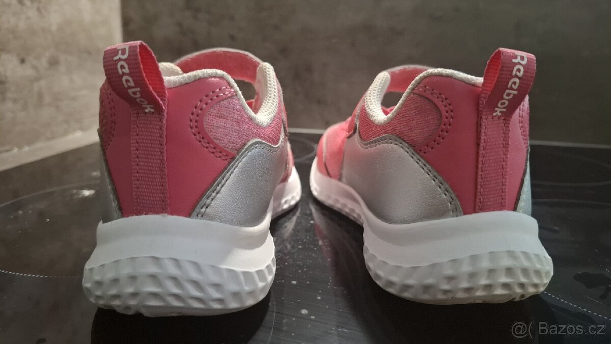 Reebok dívčí tenisky vel. 31 sálovky - 3