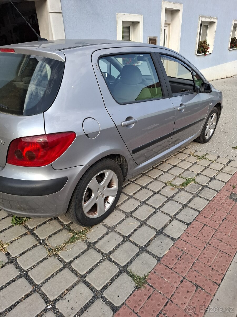 Peugeot 307 - 3