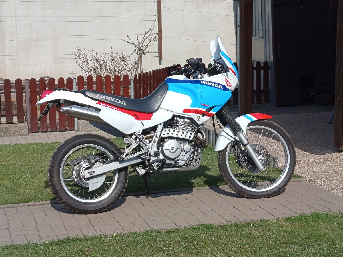 Honda NX 650 Dominator - 3