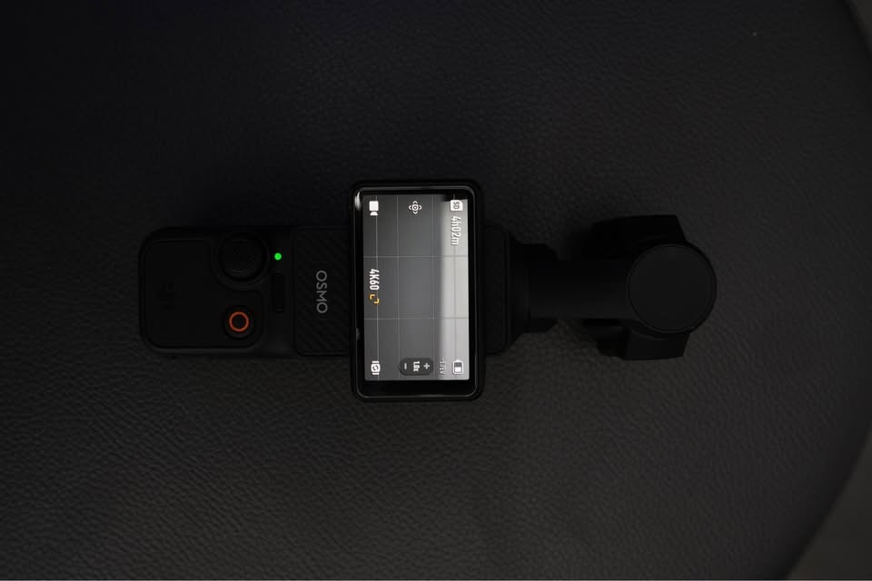 DJI OSMO Pocket 3 Creator Combo - 3