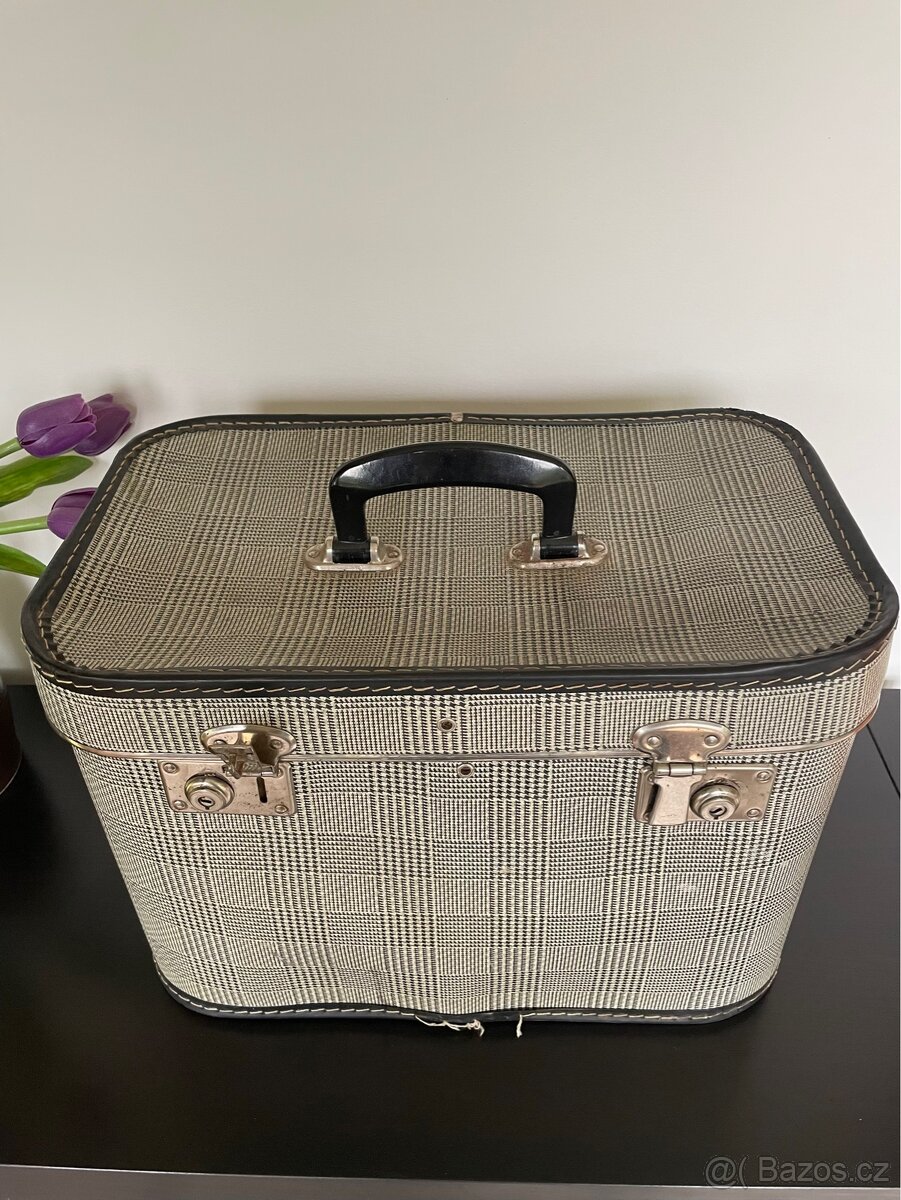 Starý Vintage kufr - 3