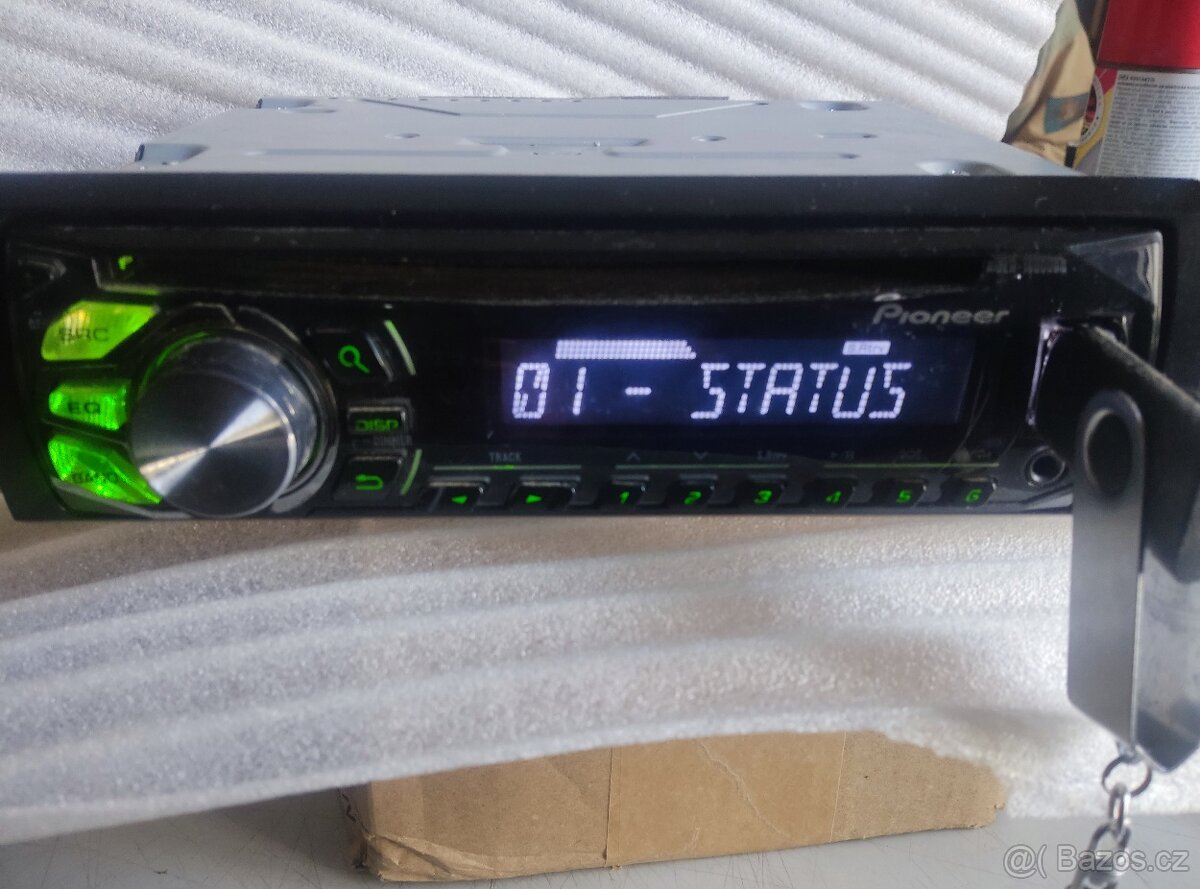 Pioneer DEH - 1600 UBG - 3