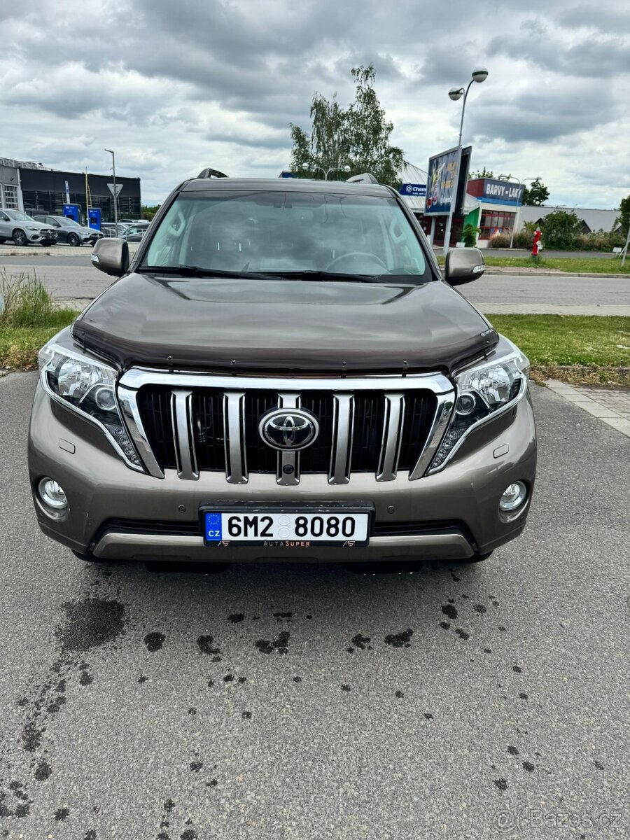 Land Cruiser 150, 83tkm, 2015, EXECUTIVE hněd.metal.