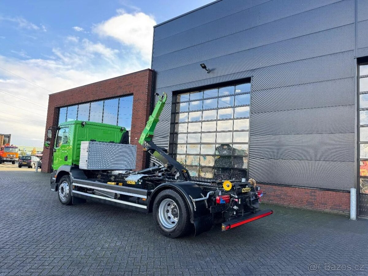 MAN TGM 18.320 4x2 / Nosič kontejnerů / 173tkm - 3