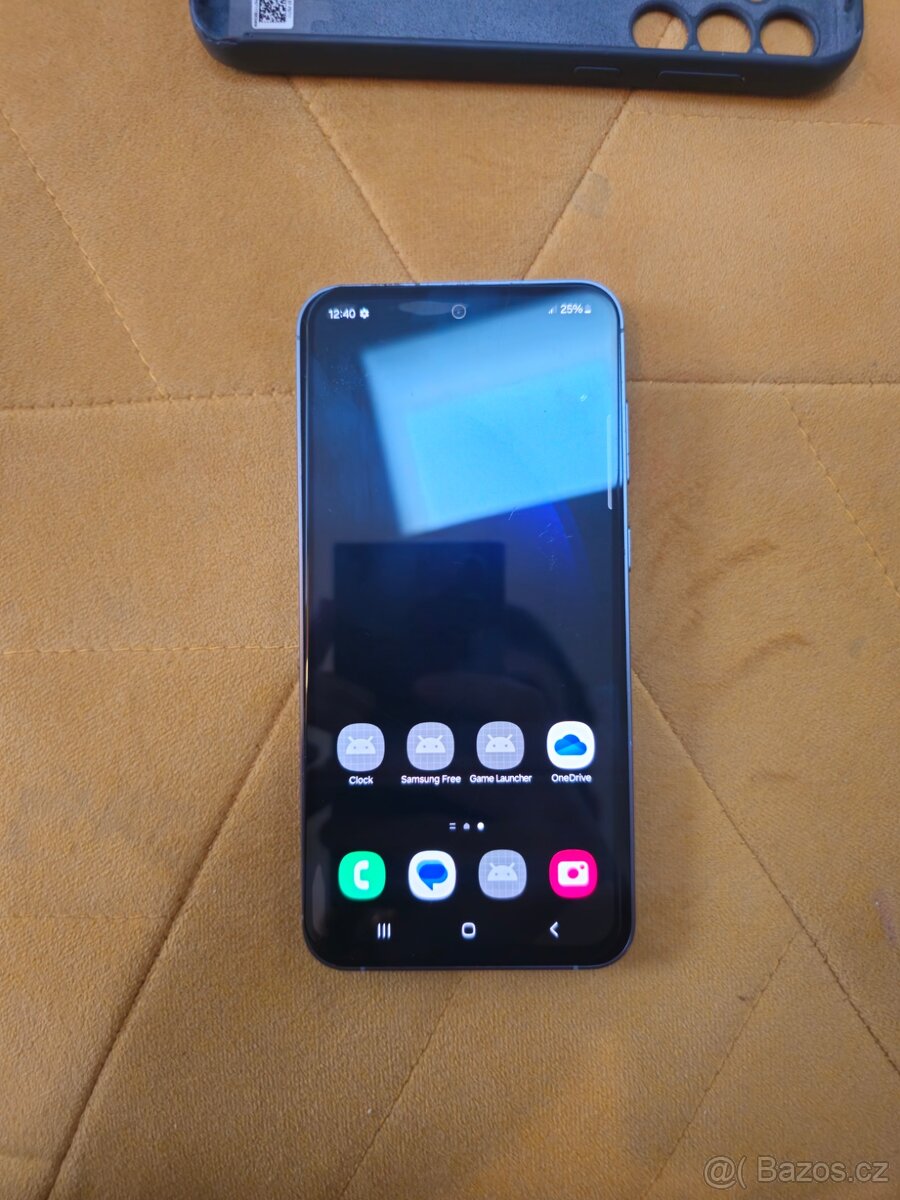 Samsung Galaxy S23 FE 8GB/256GB Černa - 3