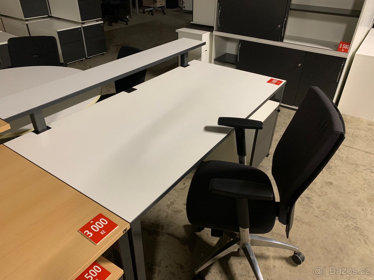 Kancelářský stůl Konig Neurath - 3