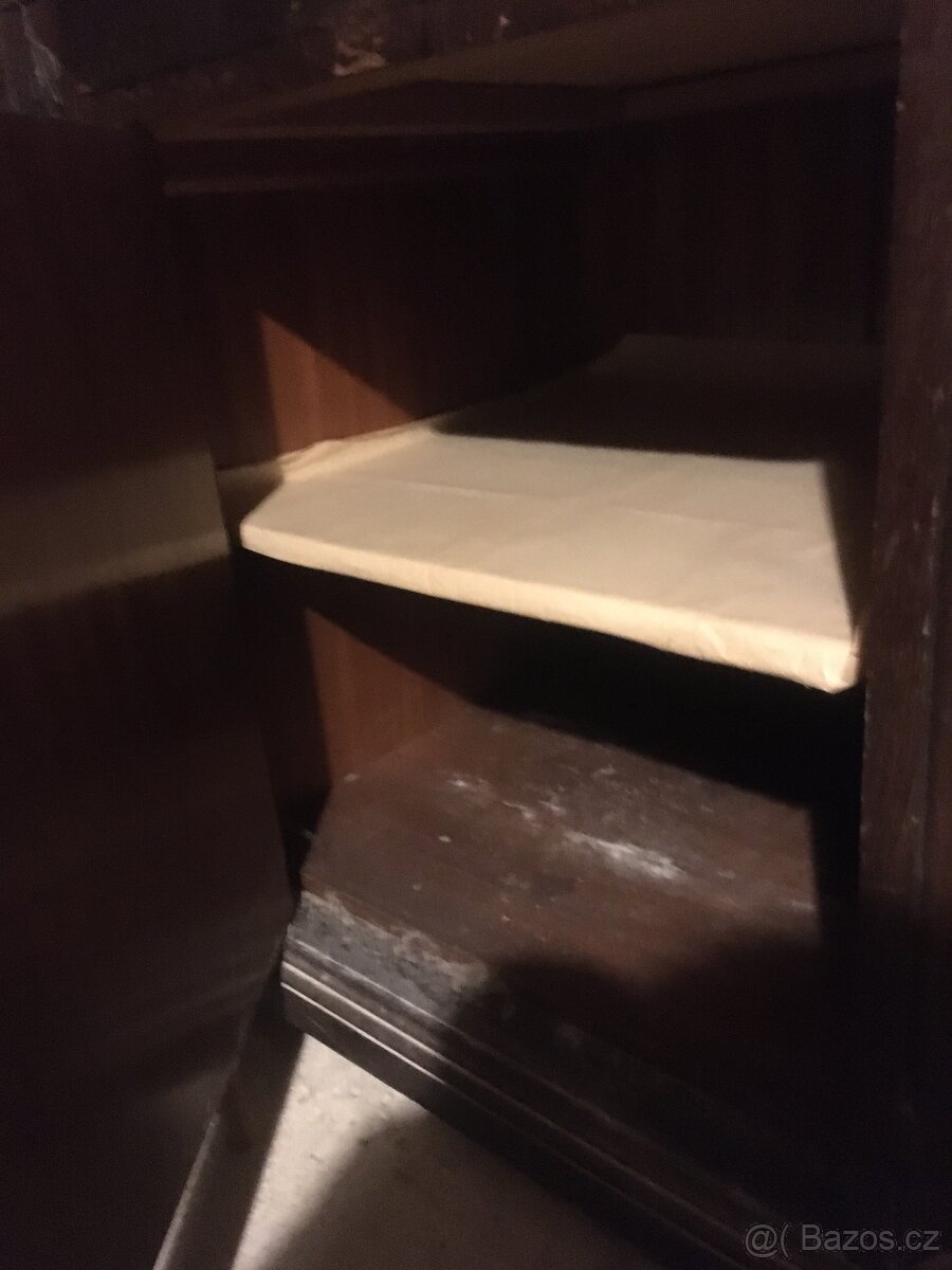 Komoda starožitná - 3