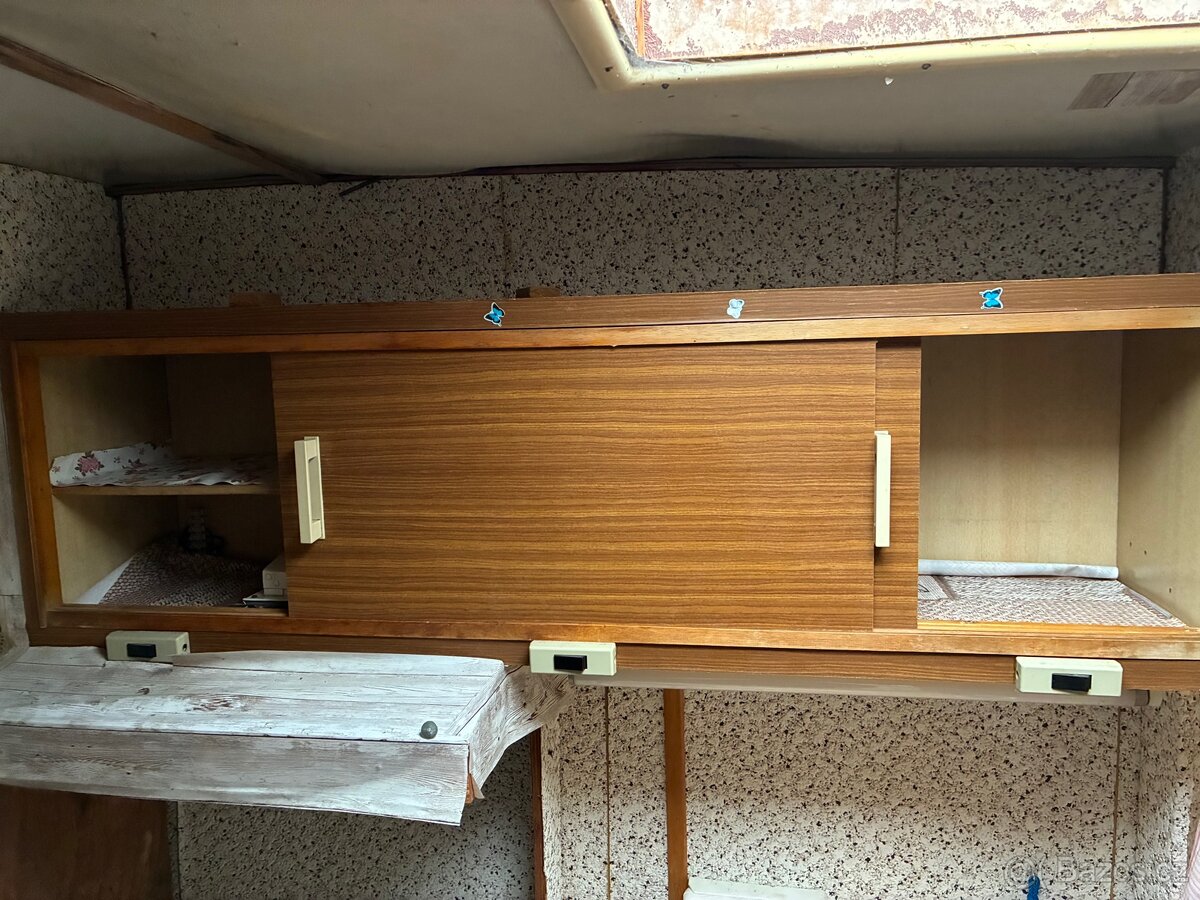 Karavan na pevné stání - 3