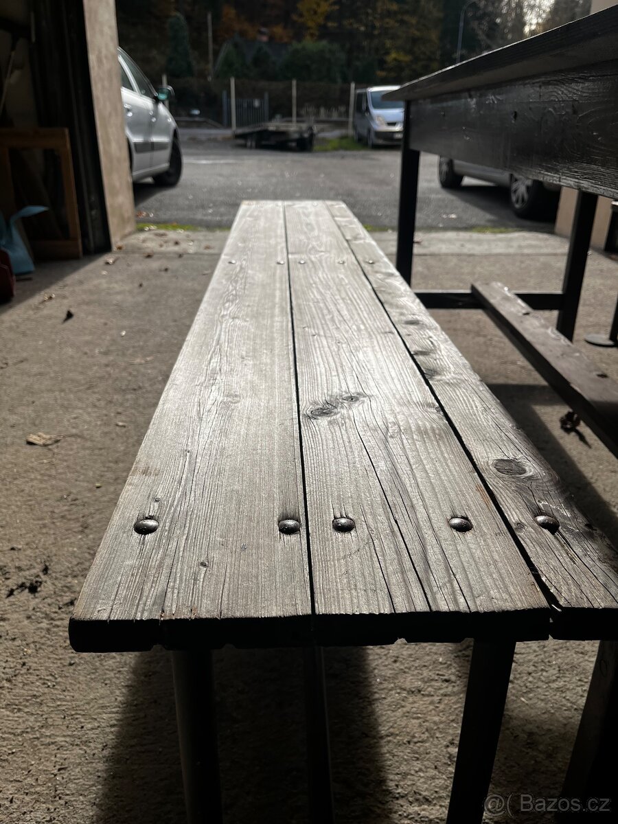Stůl a lavice - 3