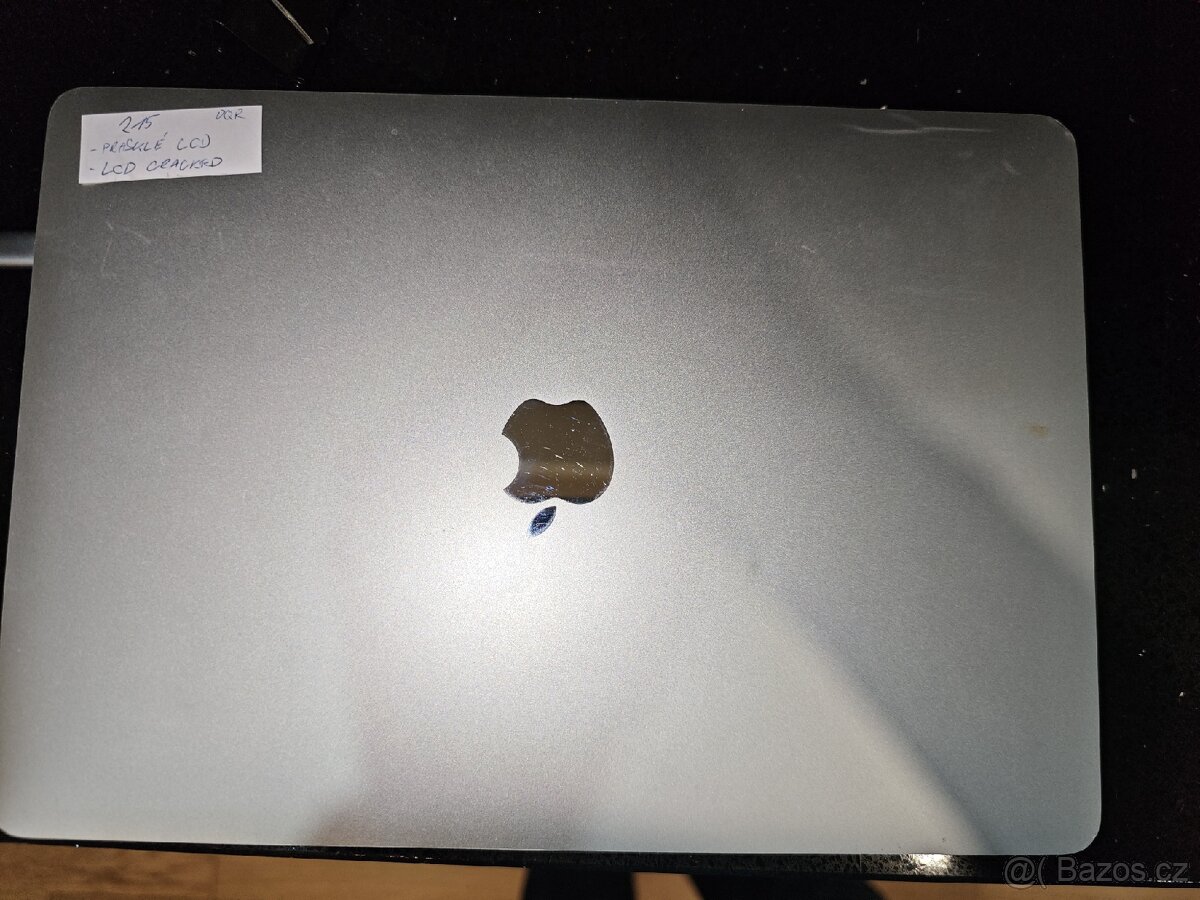 MacBook Pro 13" 2018 Touch Bar – prasklé LCD, plně funkční - 3