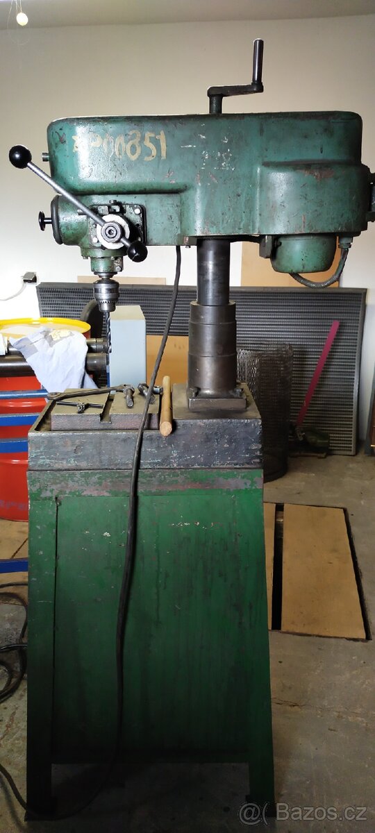 Stojanová vrtačka V 13 - 3