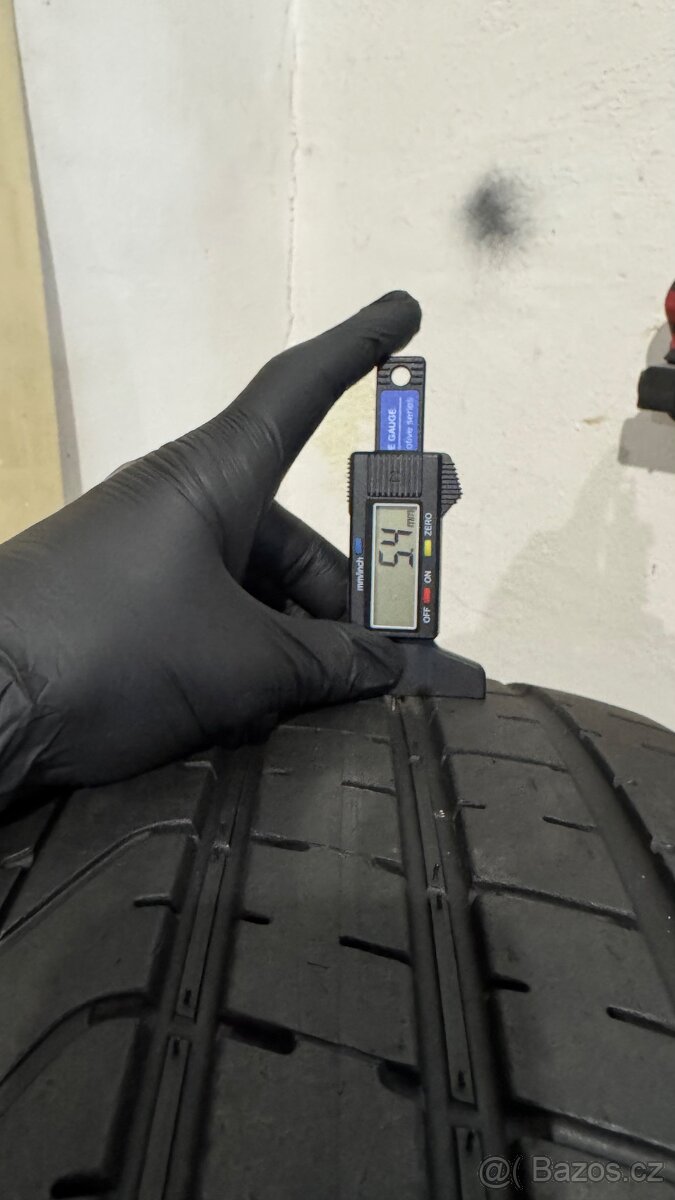 Letní pneu 265/40/20 Pirelli P Zero - 3