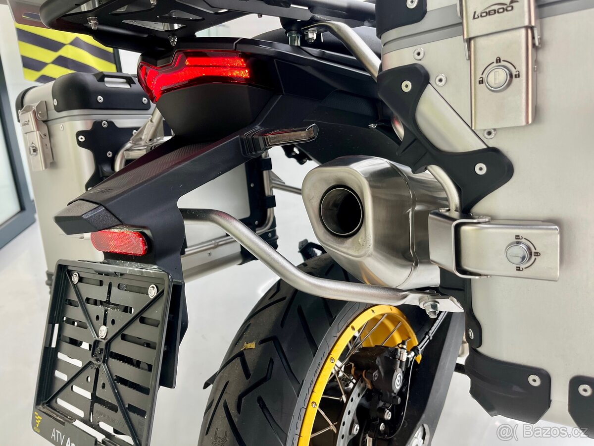 VOGE 900 DSX