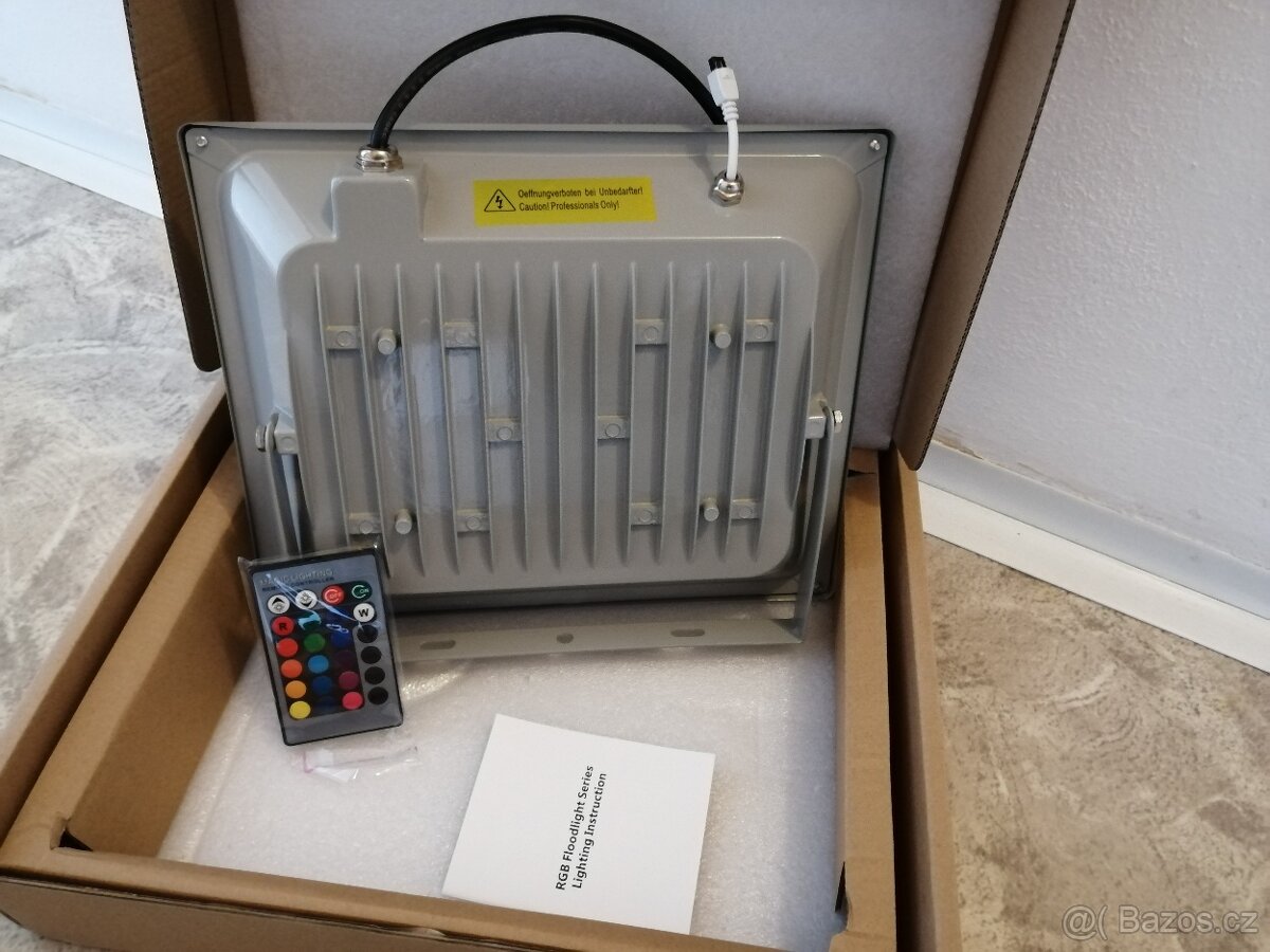 LED RGBcolor reflektor s dál.ovladačem(halogen,lampa,světlo) - 3