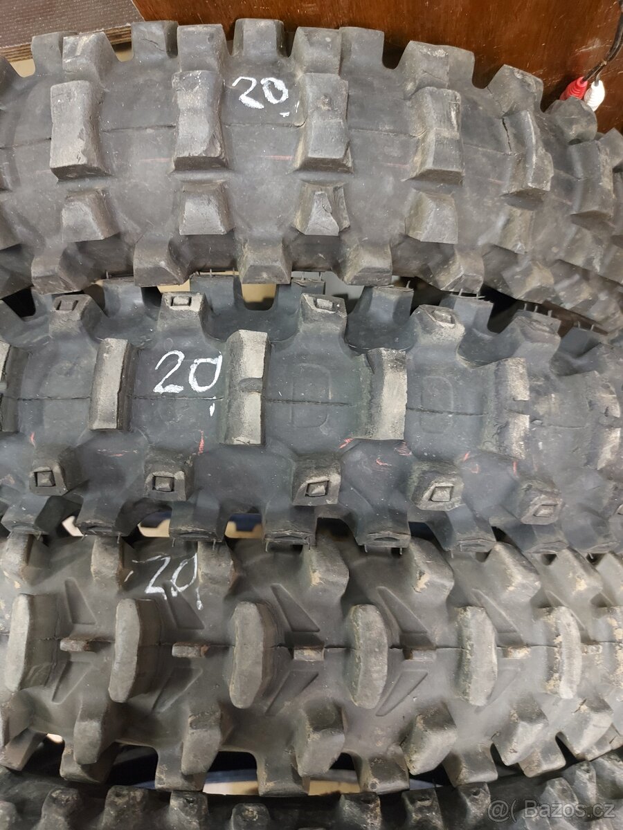 Terénní moto pneu, drapáky 110/90 19, 80/100 21, 90 100/16 - 3