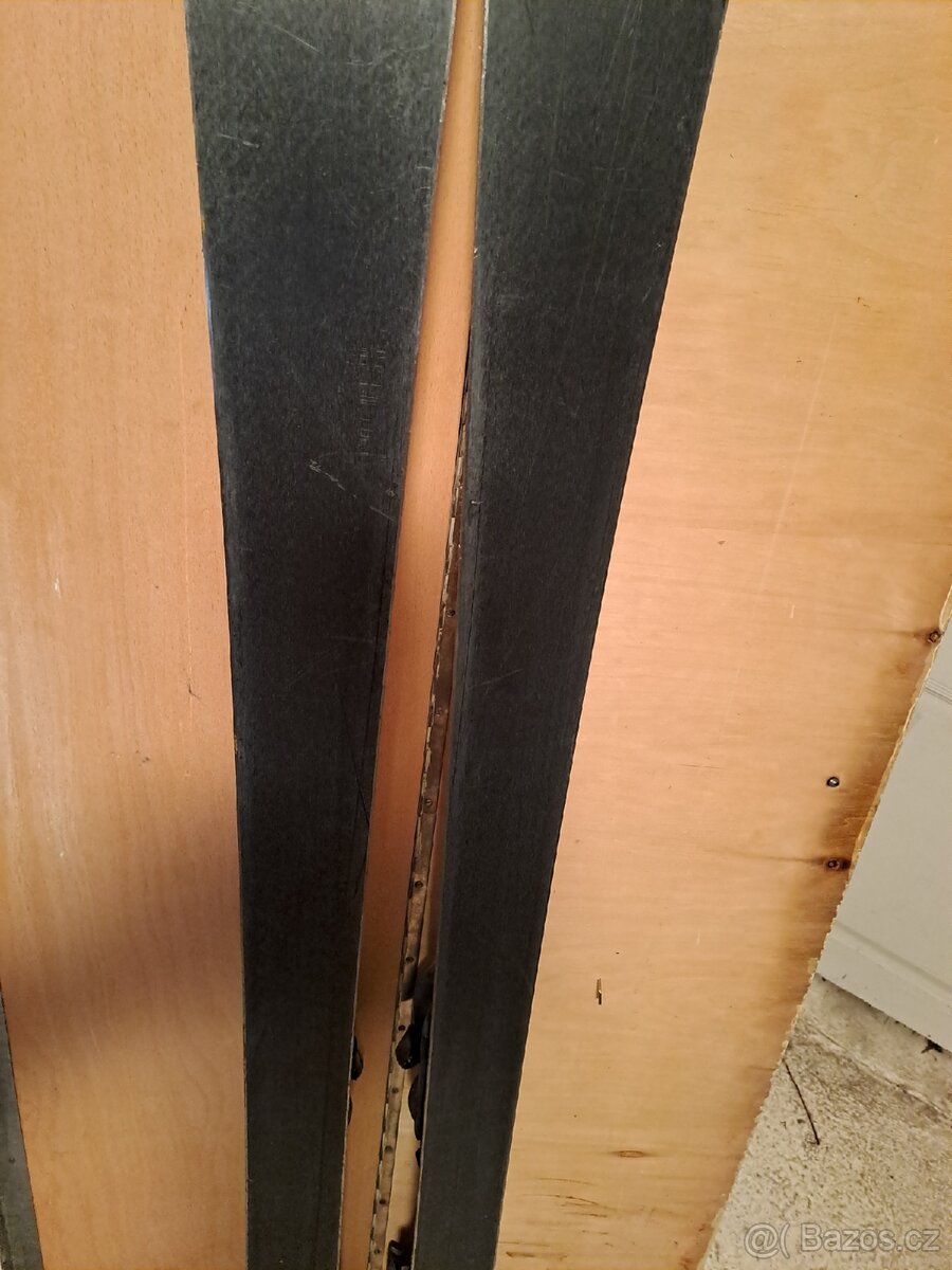 Dámské carvingové lyže Atomic 158cm - 3