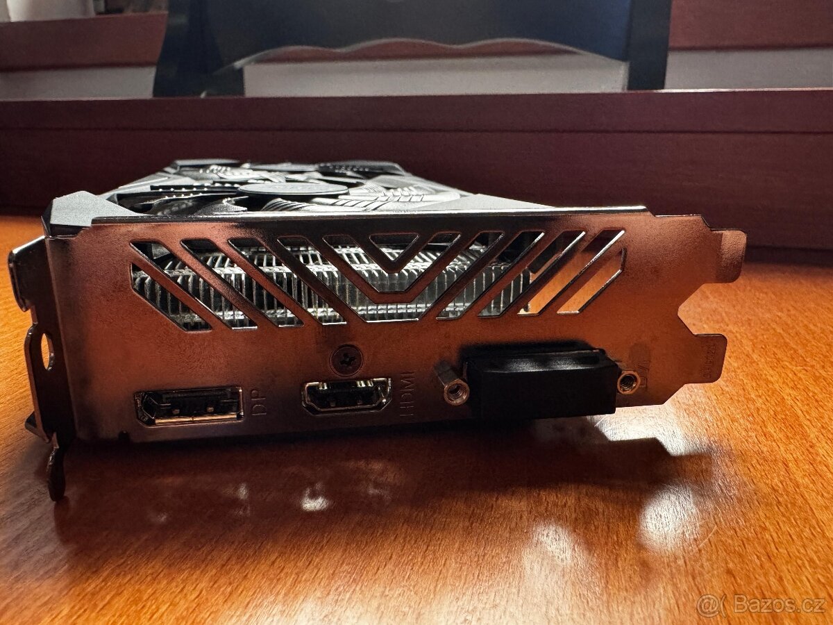 Grafika Gigabyte GeForce GTX 1650 SUPER WINDFORCE OC 4G - 3