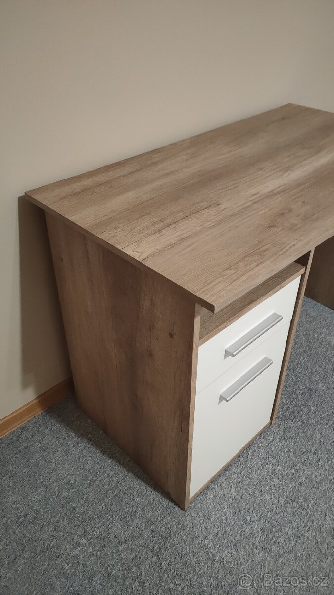 Prodám psací stoly, dva kusy - 3