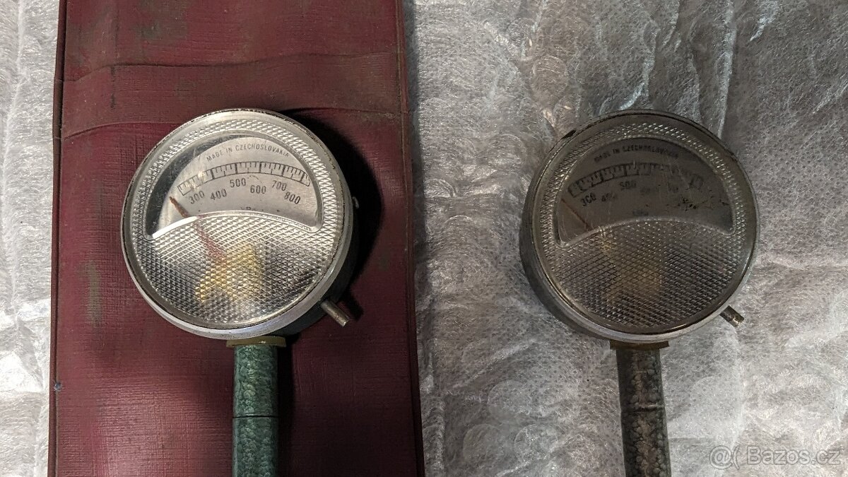 Retro měřiče tlaku pneu - 3